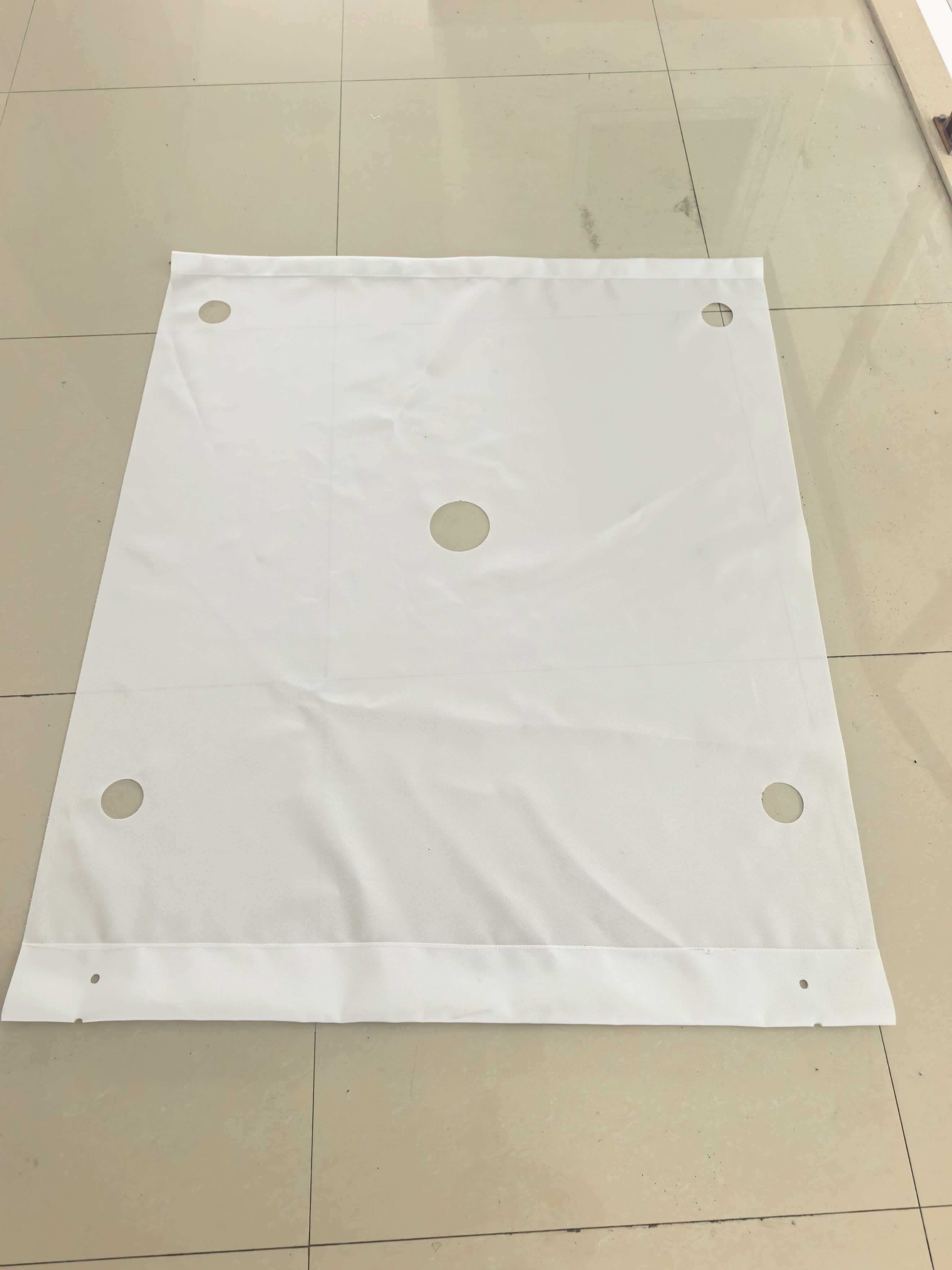 Filter pannum fere utiq; constant Altissimo